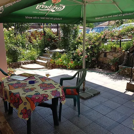 Iglika Guest house *